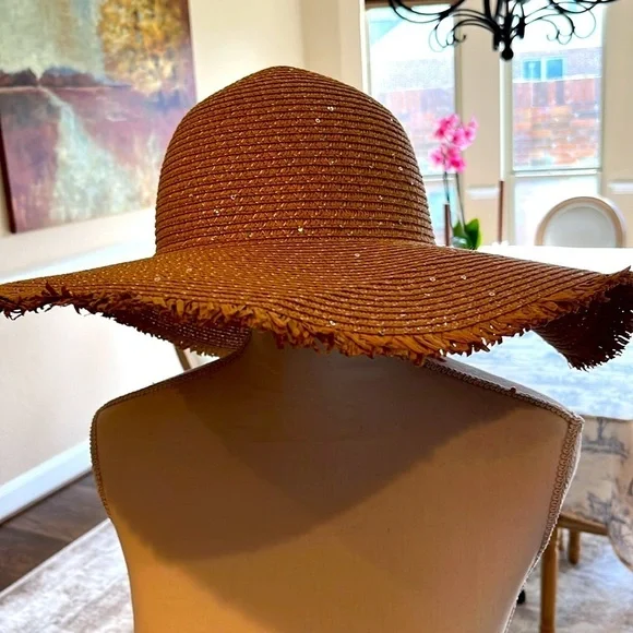 David and Young Sunhat Tan with Silver Sparkling Large Brim Hat Beach Hat - Picture 10 of 11